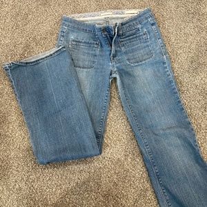 Gap bell bottom jean